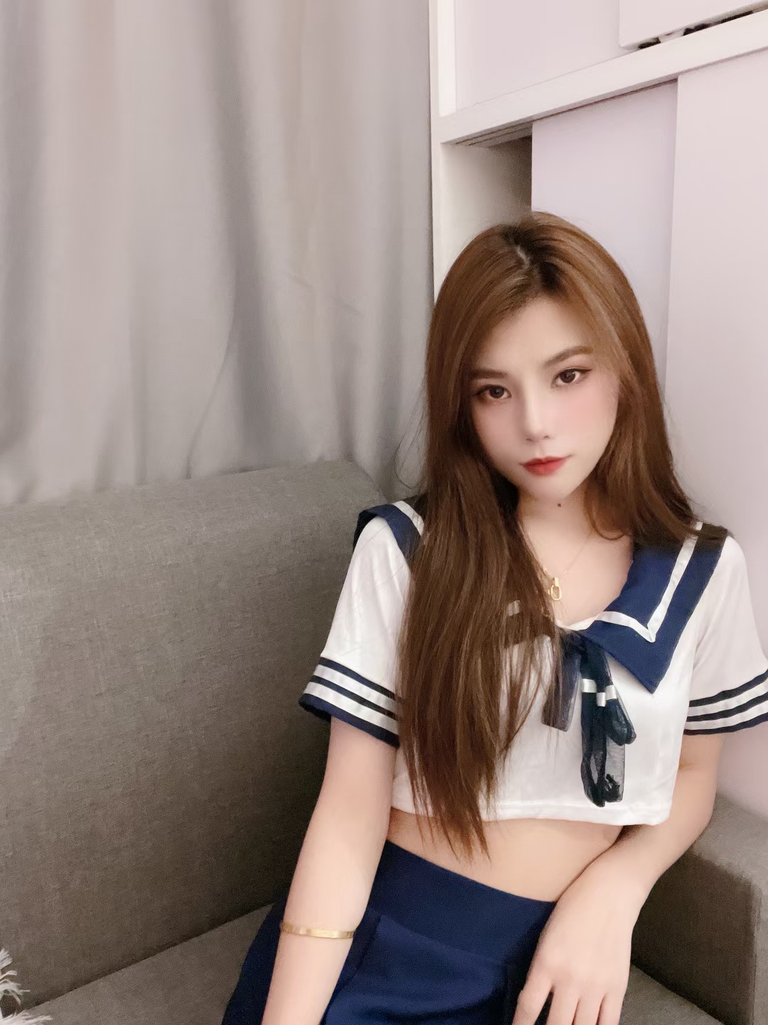 高颜值，服务好